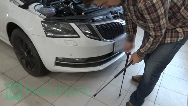 Установка амортизаторов (упоров) капота для Skoda Octavia (арт. KU-SK-OKIII-00) от upory.ru смотреть онлайн