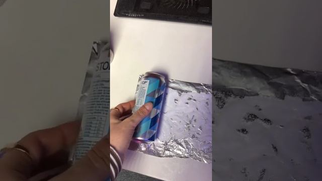 Во все тяжкие или Лайфхак . Убрать краску с жестяной банки с помощью химии. смотреть онлайн