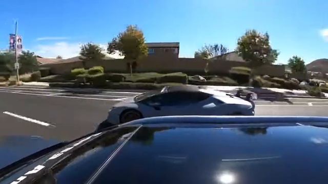 2018 Mercedes E63S AMG Wagon vs 2018 Lamborghini Huracan Performante смотреть онлайн