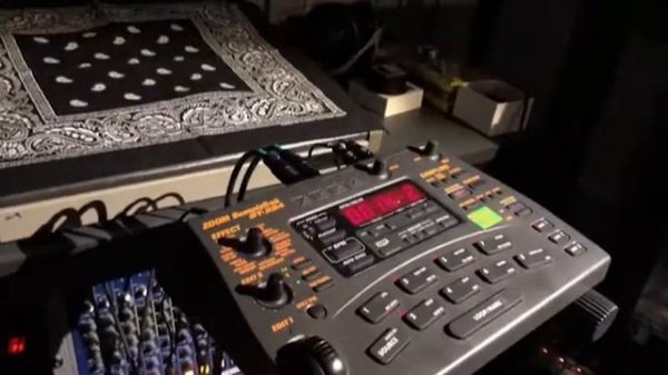 Zoom st-224 sample sketch & scratch (5)(DJ caramel Jack)