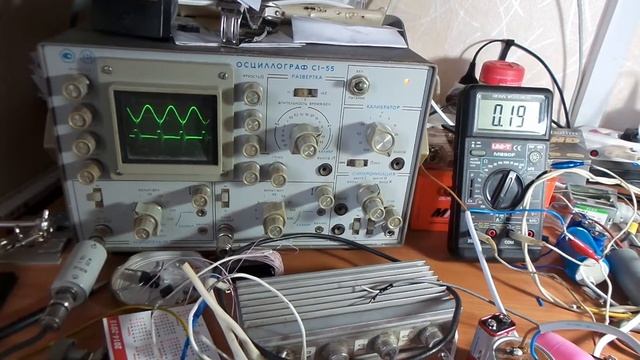 Изменение частоты и скважности при импульсной подпитке резонансного контура 66 кГц смотреть онлайн