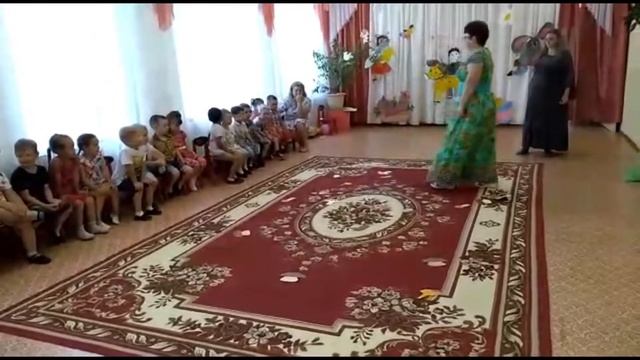 В поисках лета. Средняя группа смотреть онлайн