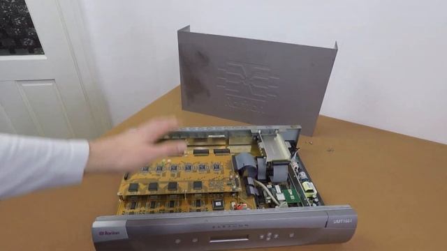 LAN KVM коммутатор Raritan Paragon UMT1664 Cat5 KVM Switch смотреть онлайн