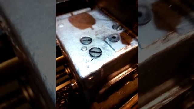 1Е61М вал-шестерня продольной подачи и маслонасос смотреть онлайн
