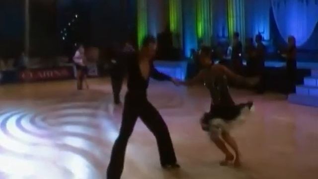 Moscow Ball 2011/ Тихонова-Кабиров. ча-ча.MP4 смотреть онлайн