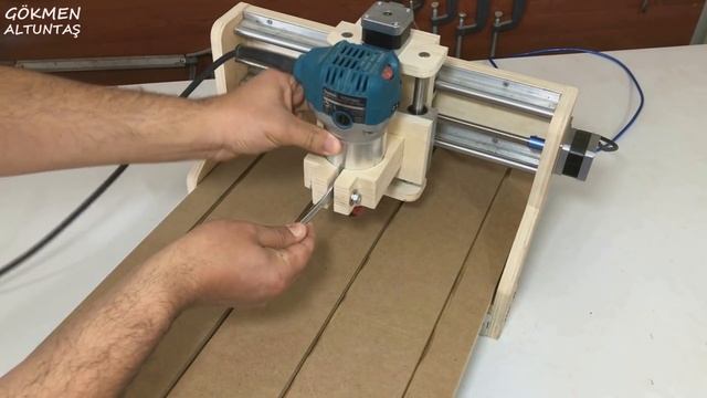 DIY CNC Router Part 2 // Building a Small CNC Router смотреть онлайн