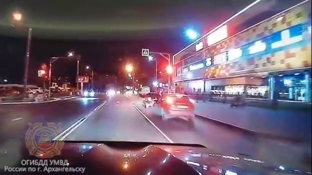 2018 10 04 наезд на ребенка. ТЦ Макси. Архангельск смотреть онлайн