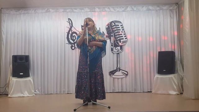 От людей на деревне не спрятаться. смотреть онлайн