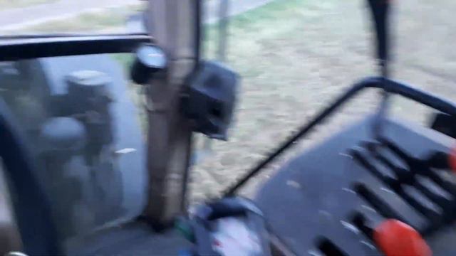 Pflügen mit John Deere 6800 und Rabe vier Scharpflug смотреть онлайн