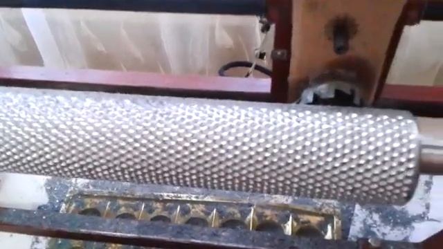 Черновая обработка вальцов для вощины на чпу станке. смотреть онлайн