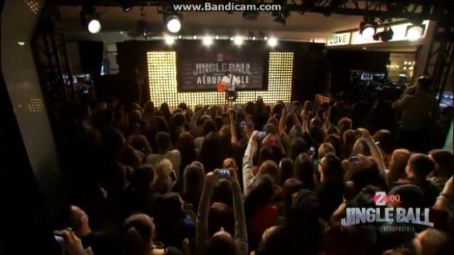 Austin Mahone - Heart In My Hand & Beautiful Soul Acoustic - Aeropostale Event смотреть онлайн