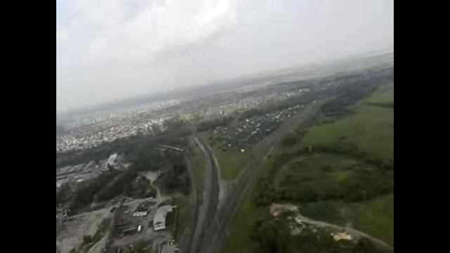 Запуск воздушного змея Новоалтайск.(аэросъёмка). смотреть онлайн