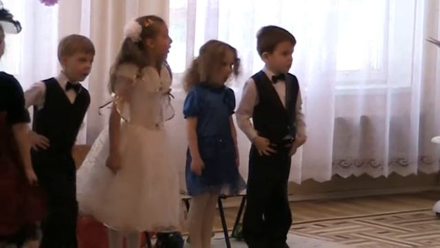 Утренник 8 марта 2012 смотреть онлайн