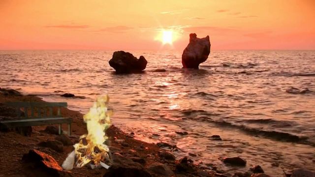 Шум Моря и Костра: Расслабление и Сон #шумморя #шумкостра #расслабление #сон #прибой #успокоение смотреть онлайн