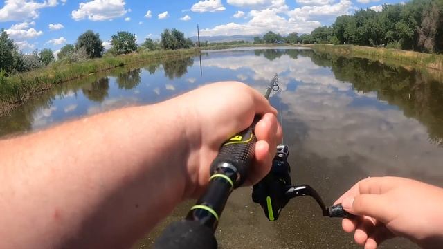 Fishing at Lykins Gulch Part 2(Berkley Gulp! minnows!) смотреть онлайн