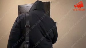 Следователи работают в квартире, где задержали подозреваемую во взрыве в Петербурге Дарью Трепову