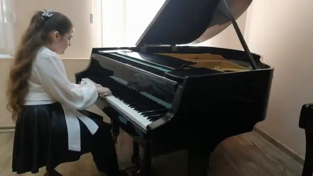 Коломойцева Алена. И. С. Бах - Д. Кабалевский "Маленькая органная прелюдия" d-moll смотреть онлайн