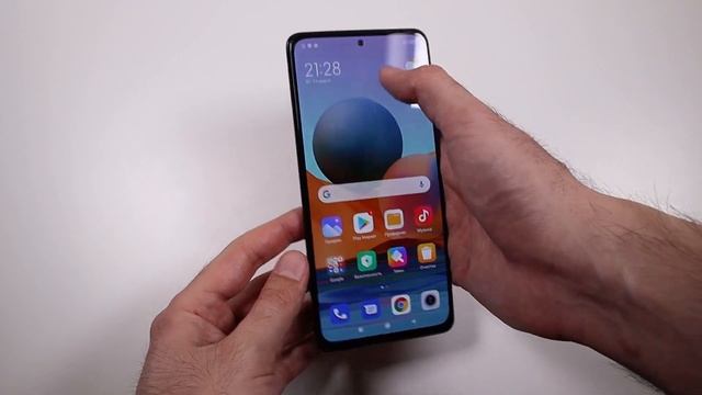 Посмотрим на Xiaomi Redmi Note 10 Pro - все еще топ, но не за ТАКИЕ деньги смотреть онлайн
