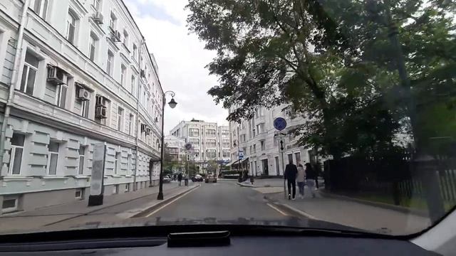 Поездка по Москве. Цветной бульвар. Петровский бульвар. Страстной бульвар. Гранатный переулок. смотреть онлайн