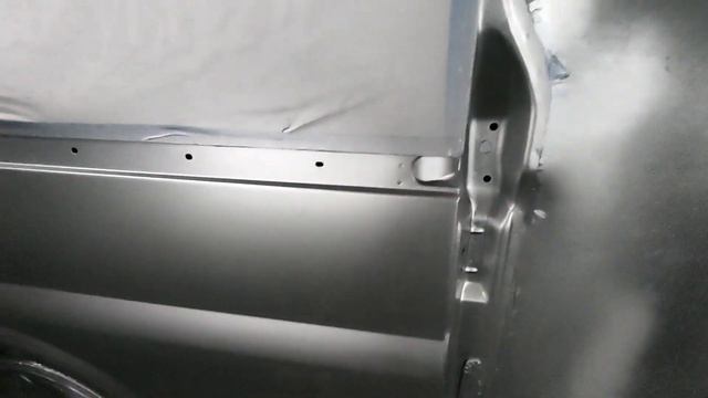 Покраска транзита грунтом на водной основе мокрым по мокрому