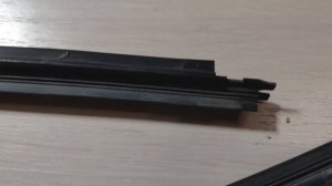 Замена резинки на бескаркасных дворниках Bosch