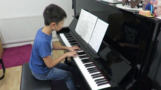 Edward MacDowell - By a Meadow Brook: No. 9 from Woodland Sketches, Op. 51 смотреть онлайн