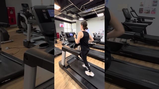 Камаева Оксана тренерТФ Королев,400 метров #terfit #terfit_челлендж #terfit_бегнабеговойдорожке