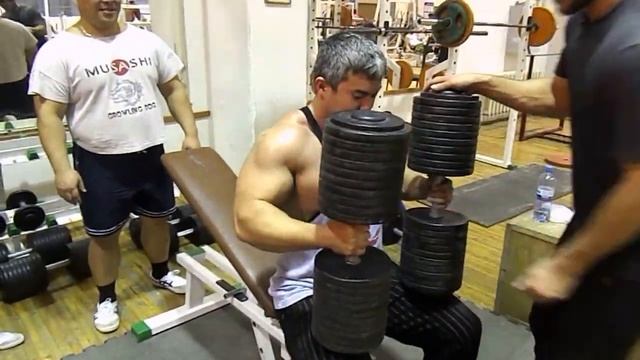 Жим гантелей под углом 55 кг смотреть онлайн