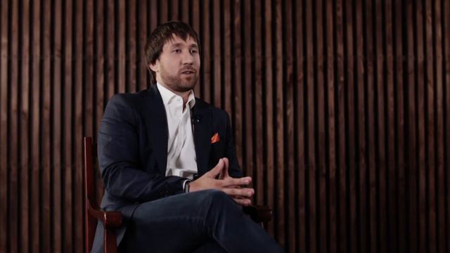 Как возникла Академия превосходных помощников? смотреть онлайн