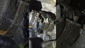 замена патрубка помпы Джили ск