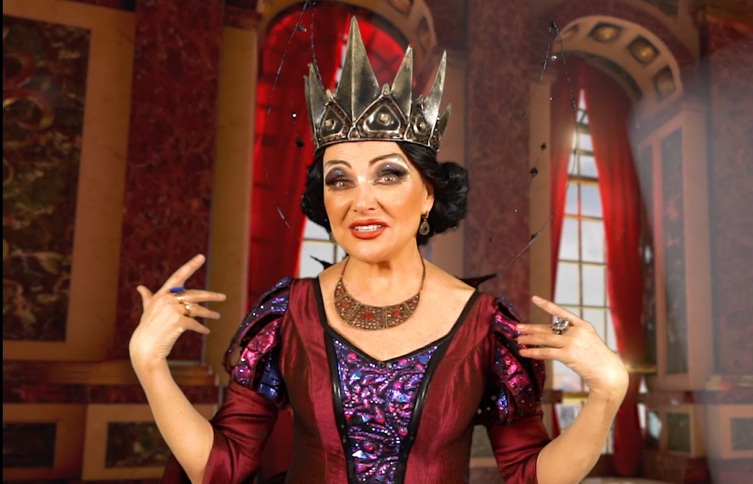 Елена Чарквиани вернется осенью в роли Темной Королевы! смотреть онлайн