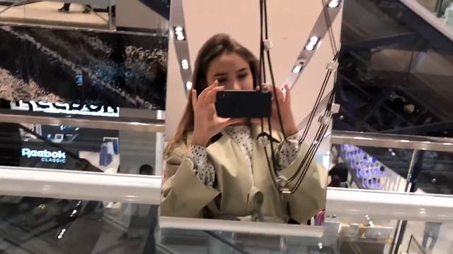 ШОППИНГ ВЛОГ | ДЕНЬ СО МНОЙ ГУЛЯЮ ПО МОСКВЕ смотреть онлайн