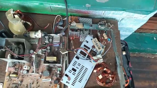 48.Разборка старого монитора Samsung смотреть онлайн