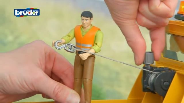 Эвкуатор Mercedes Benz Sprinter с внедорожником Bruder 02-535 смотреть онлайн