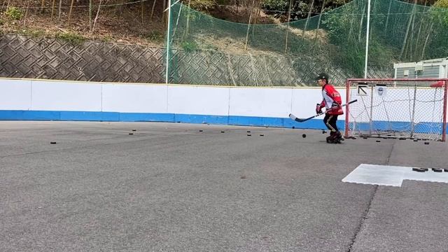 Inline Hockey Dryland Shooting Practice - 7 years old смотреть онлайн
