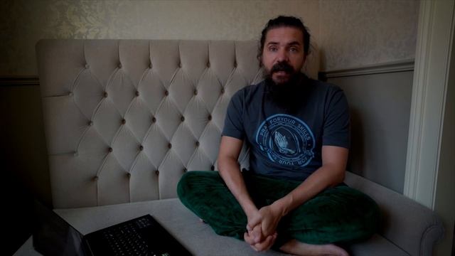 Приглашение в Кералу на новогодние каникулы 2024 смотреть онлайн