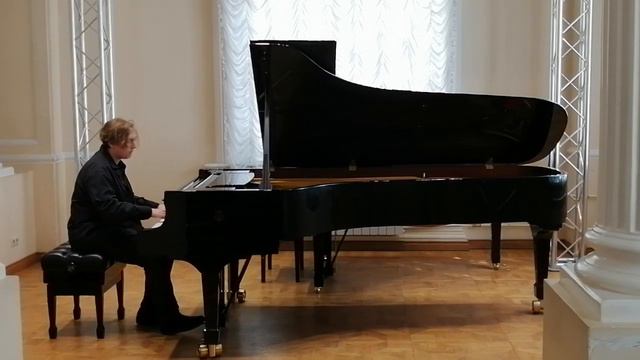 Бетховен Л. Сонатина фа минор 1часть. смотреть онлайн