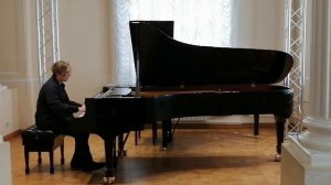 Бетховен Л. Сонатина фа минор 1часть.