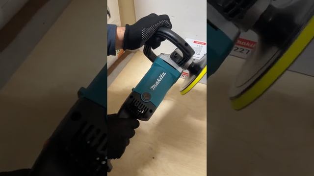 Полировальная машина makita 9227CB смотреть онлайн