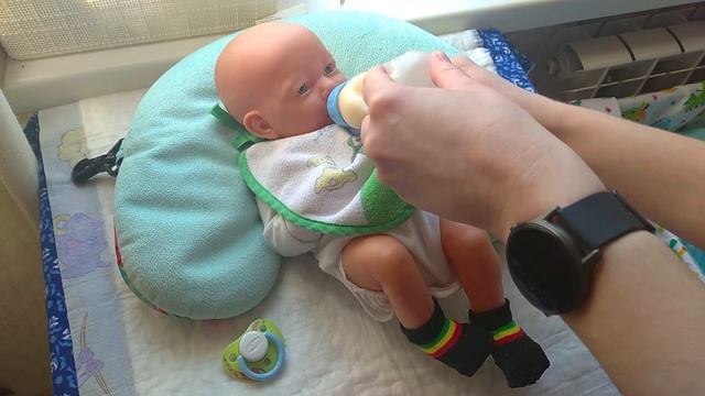 Меняем подгузник пупсу Шьём носки для куклы Видео с пупсом Томми 28.03.23 #reborn смотреть онлайн