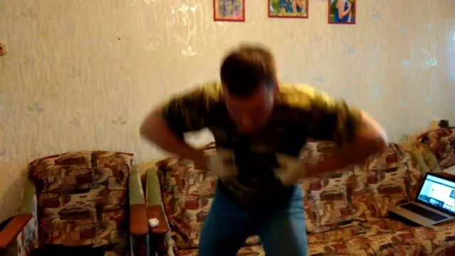 Нержавейка неизвестной марки, 195/9 мм. Overhand. смотреть онлайн