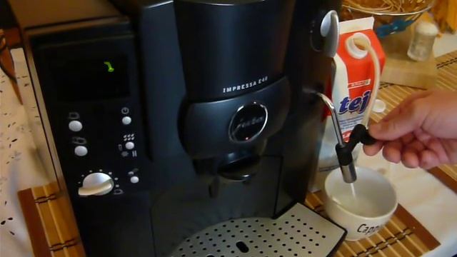 Jura E40 Cappuccino 01 смотреть онлайн