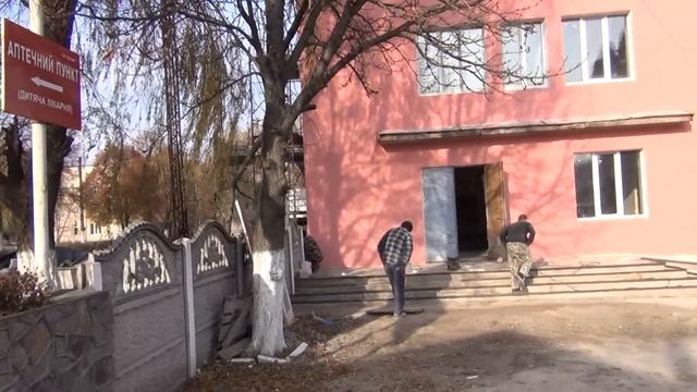 Manneken Pis ."Писающий мальчик".В Василькове установят фонтан "писающему мужику с телефоном!"" смотреть онлайн