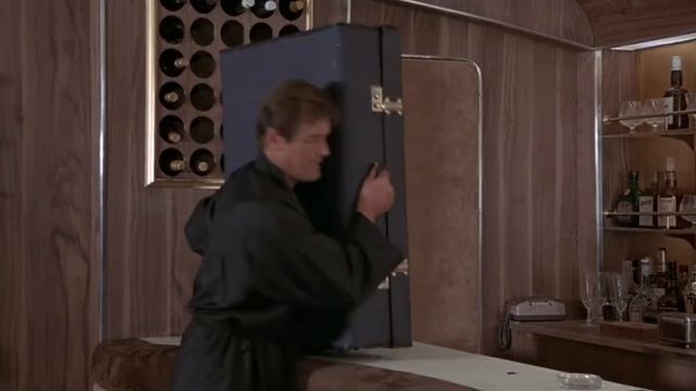 The Man with the Golden Gun - "She's just coming, sir." смотреть онлайн