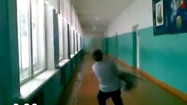 В стекло не попади! Скорость с ума сходит смотреть онлайн