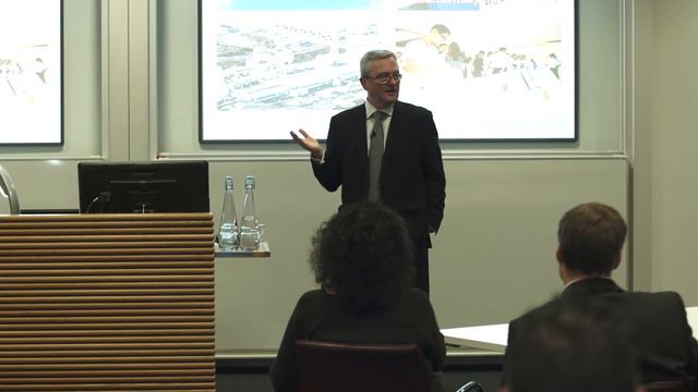 John Murphy - Global Head of Procurement, Oxford University Press смотреть онлайн