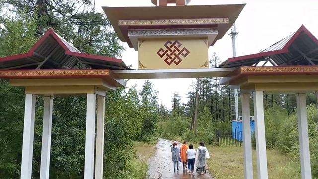 Я не дышу, а пью благоуханье Алханая. смотреть онлайн