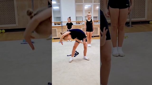 Хореография для художественной гимнастики. Волна. Возраст 7 лет. смотреть онлайн