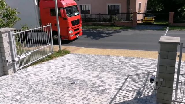 BFT Kustos Ultra BT A40