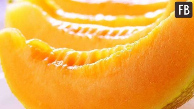 Свекор научил, как выбирать спелую дыню. Пользуюсь его советами и ни разу еще не ошиблась смотреть онлайн